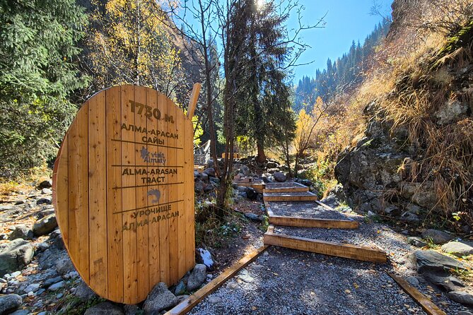 Alma-Arasan & Ayusai Mountain Gorges with Hot Springs Tour - What the $30 price really covers