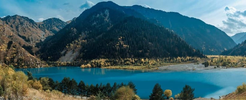 Almaty: Issyk Lake, Bear Waterfall & Trout Farm Day Trip - Starting early at Alatau metro station