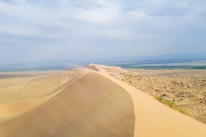 Altyn emel 2 days tour. (Singing dune, AkTau, KattyTau) - Aktau Mountains and fossils from 25 to 30 million years ago