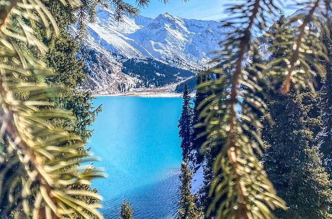 Big Almaty Lake tour by hiking - What the guides add to the day