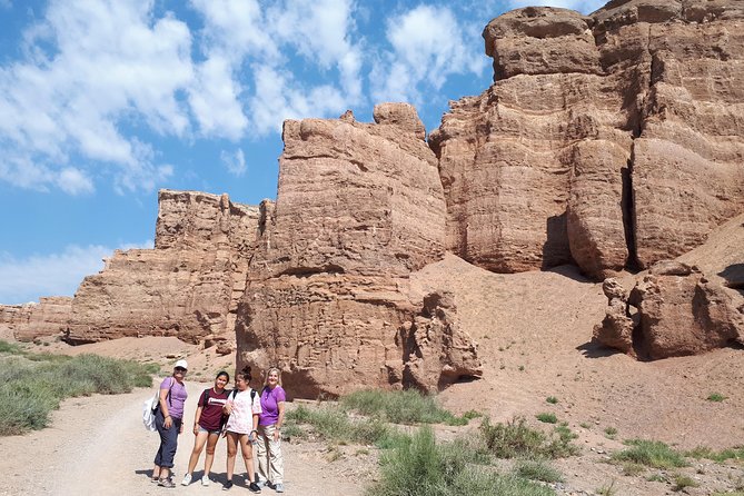 Charyn canyon - Lunch in a village, with yurts and horse milk