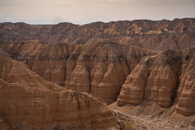 Charyn, Kolsay&Kaiyndy Lakes 2days tour with Mount View Stay - Black Canyon offers a quick panoramic pause