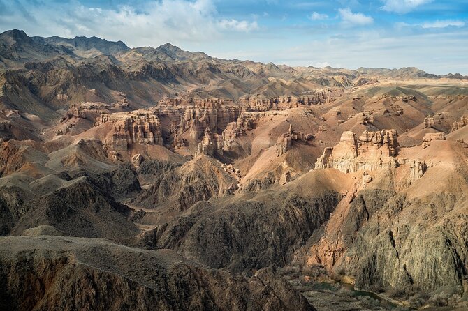 Discovering 6 Stunning Sights on Private Tour of Charyn Canyon - Walking the 2.5-kilometer Valley of Castles
