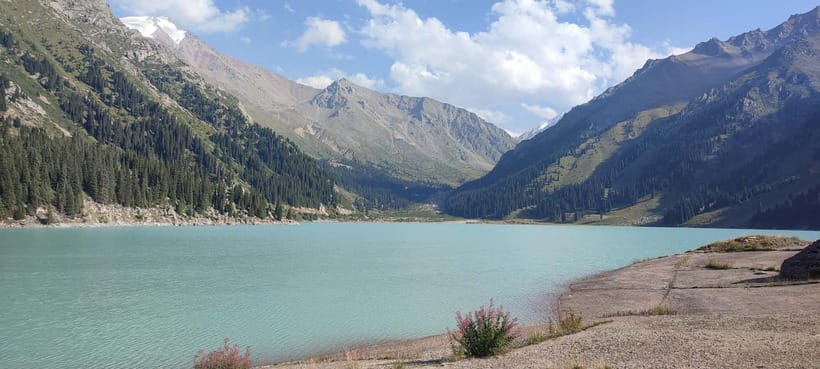 Hiking to the magical Big Almaty Lake - Booking flexibility and guide languages