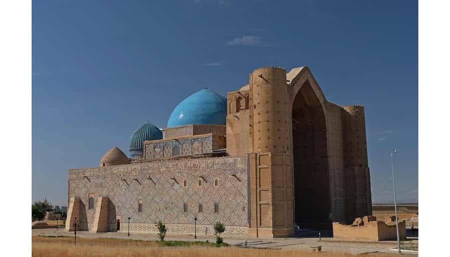 Turkestan Gloriously Isolated - Day Tour from Tashkent - The return drive is the day’s hardest part